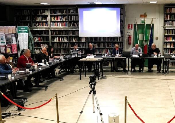 Caronno Pertusella - Violenza di genere, bilancio e tariffe rifiuti tra i punti del Consiglio comunale di Caronno Pertusella - Archivio - Varese News
