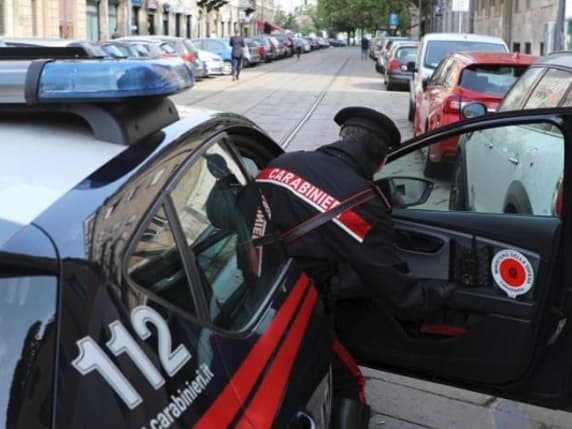 Verano Brianza, truffatrice di anziani inseguita e bloccata in strada dalla nipote della vittima e dai passanti