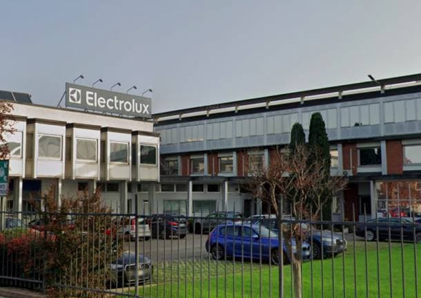Milano - Consiglio metropolitano di Milano, approvata all’unanimità una mozione contro gli esuberi alla Electrolux di Solaro - Archivio - Varese News