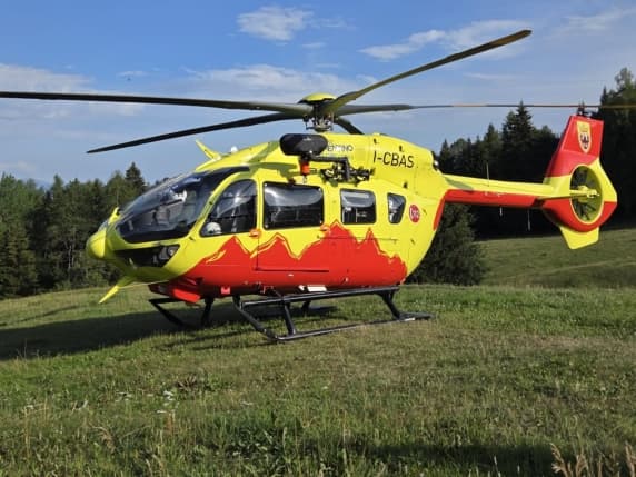 Valdidentro, cade lungo il sentiero: morto un escursionista di 58 anni. A Santa Caterina Valfurva 24enne salvata dopo notte all'addiaccio