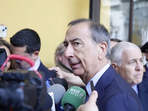 Milano e le elezioni anticipate, Sala replica a La Russa: «Farò il mio dovere fino all'ultimo secondo. Il governo sta fallendo»