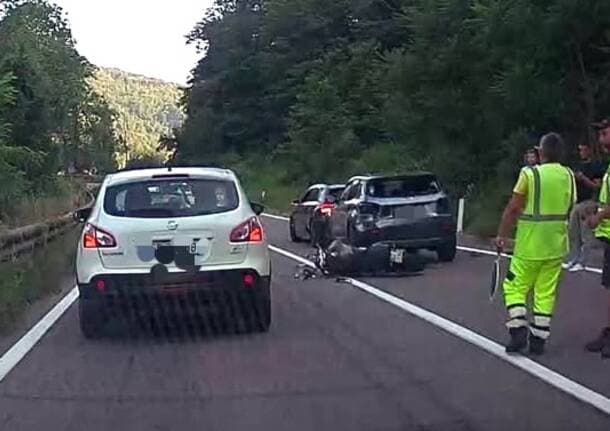 Valganna - Due incidenti in pochi minuti sulla Statale 233 della Valganna: coinvolti due motociclisti -  - Varese News