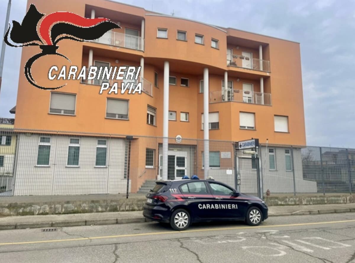 La madre è morta da tre anni ma lui continua a incassare la pensione: tradito da un controllo per violenza domestica