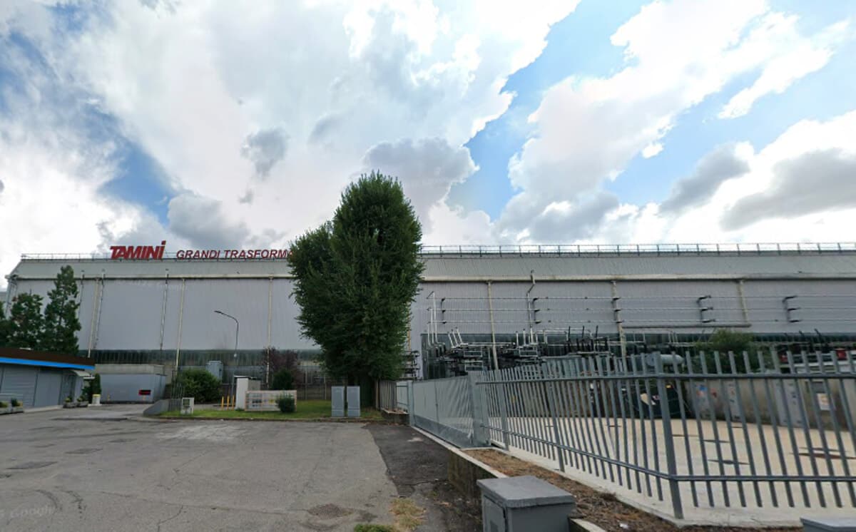 Aprono un buco nel muro e rubano 600kg di rame alla Tamini di Legnano