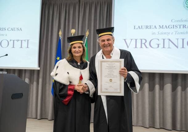 Varese - Laurea honoris causa per Gerry Scotti a Varese: ai giovani, «Arrivate fino in fondo, o almeno provateci» -  - Varese News