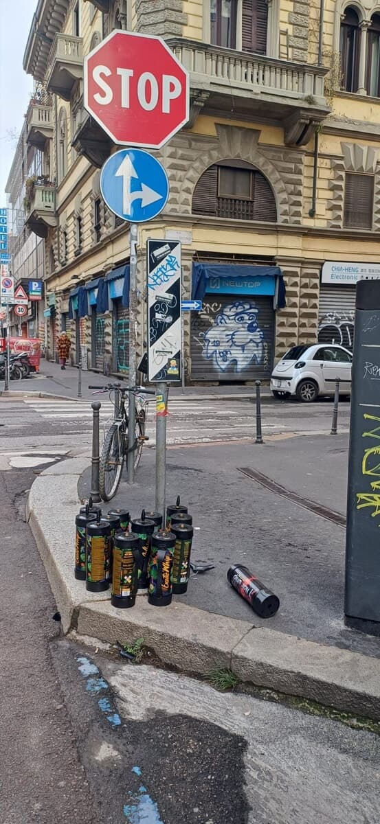 Dalle feste dei calciatori ai ragazzi in piazza Duomo: la nuova droga legale che preoccupa Milano
