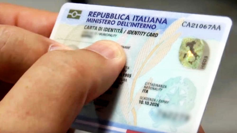 Carta d'identità a Milano: 17mila sono ancora senza Cie, ecco cosa si rischia