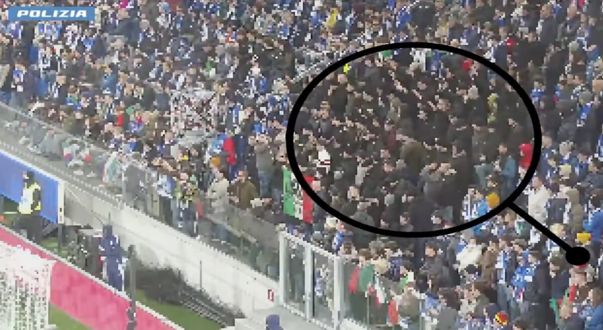 Blitz contro gli ultras della Nazionale: cacciarono le famiglie con i bambini per prendersi la curva