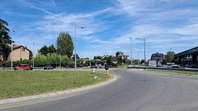 Caduta in moto nella notte, muore trentenne di Bergamo