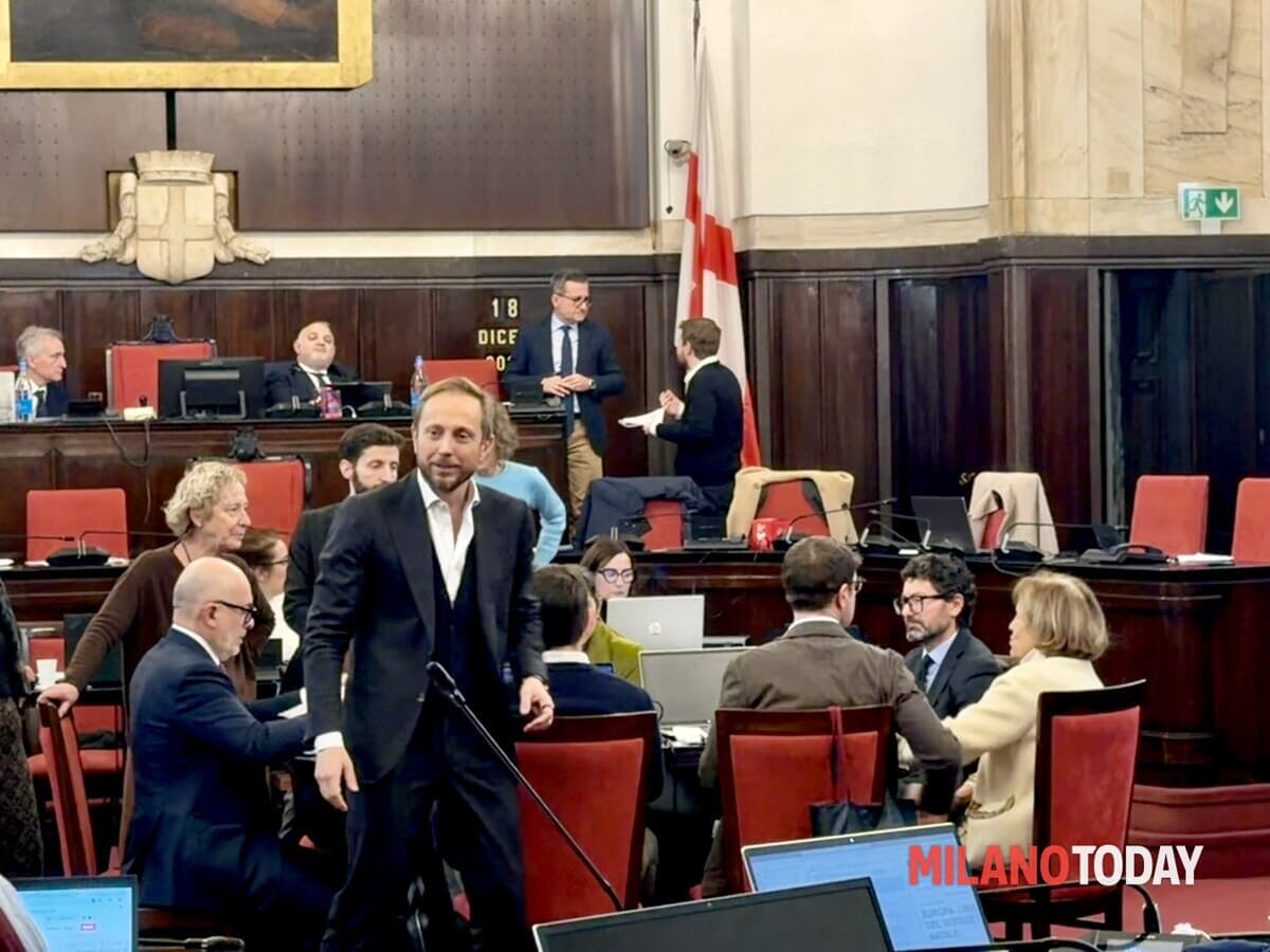 Il Comune di Milano spenderà un miliardo per la mobilità e i trasporti (e quattro miliardi in tutto). Approvato il bilancio 2026