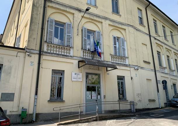 Scuola - Otto scuole senza dirigente: liberi il liceo Cairoli e il Daverio Casula a Varese, il Montale a Tradate -  - Varese News