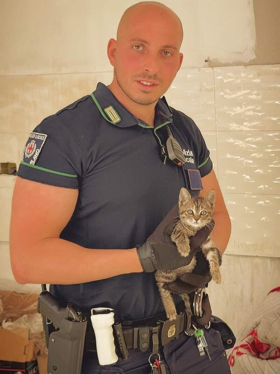 A Milano sarà lutto cittadino per l'agente Francesco Imprezzabile morto in un inseguimento
