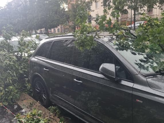 Maltempo a Milano, temporale in arrivo dopo l'afa: tra le 14 e le 16 è atteso il passaggio della fase più critica