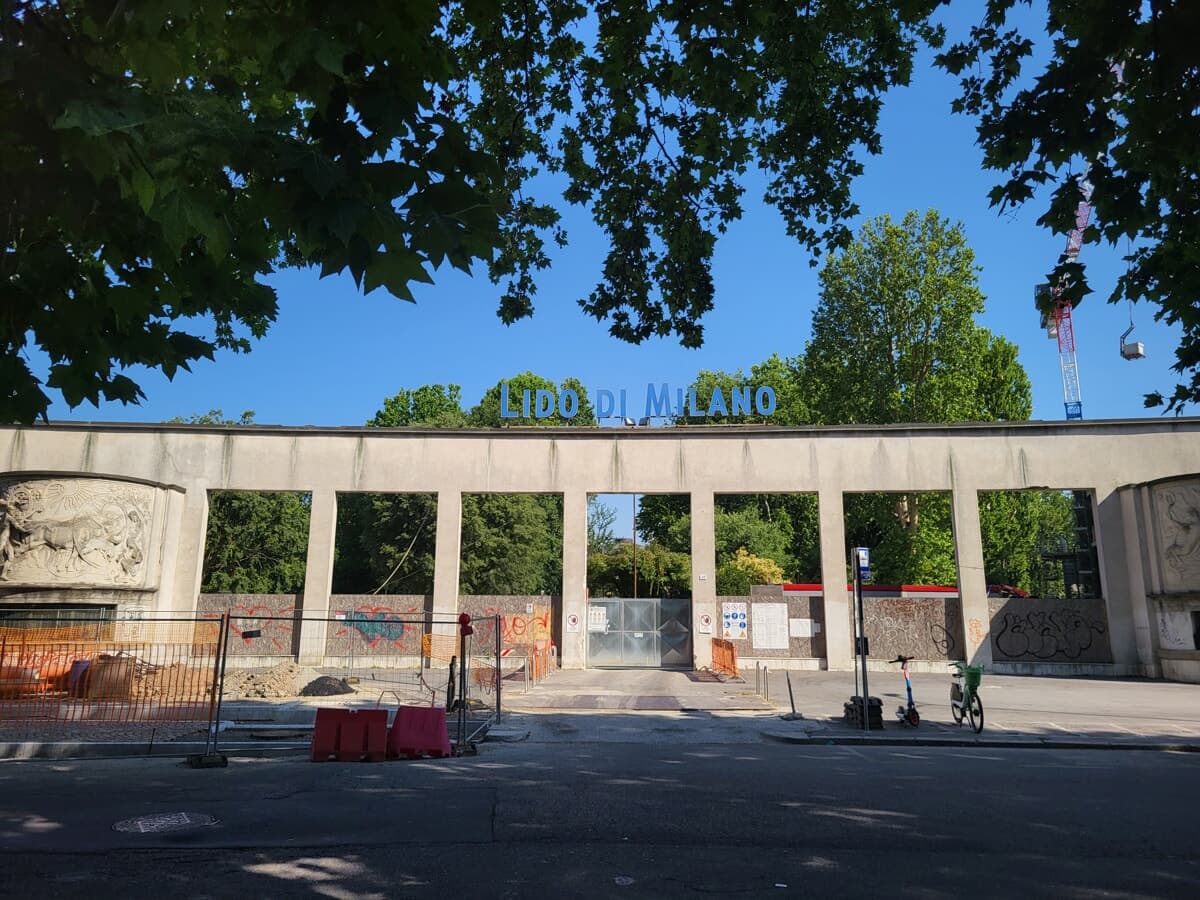 La palestra di sei piani e la vasca trasformata in fontana: cosa è stato e cosa sarà il Lido di Milano