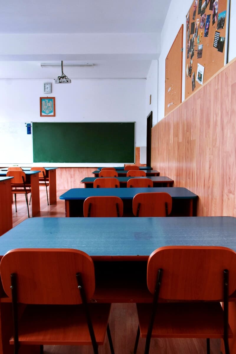 Troppo caldo negli asili di Milano: sciopero del personale. Sala: “Non ho la bacchetta magica, cambiamenti graduali”