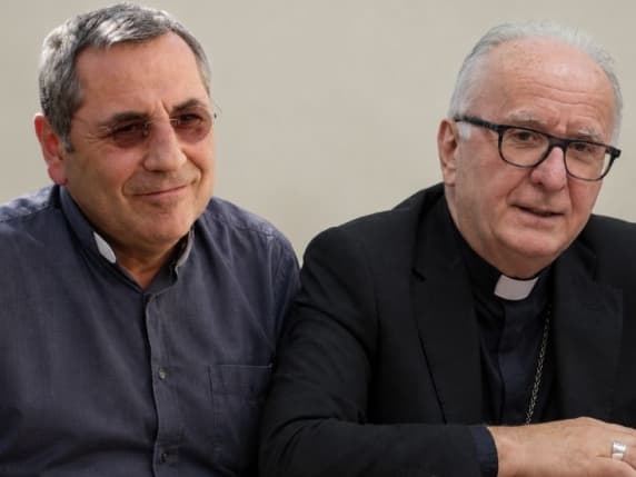 «Ostinati nel dialogo», don Giuliano Savina torna al Refettorio Ambrosiano: «Le vie della pace possibile»