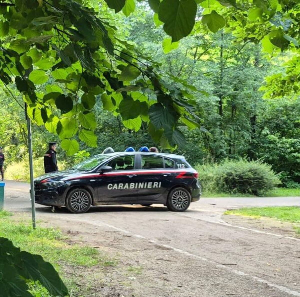 Stazioni, alcol test e contrasto allo spaccio: scattano i controlli attorno al Parco delle Groane