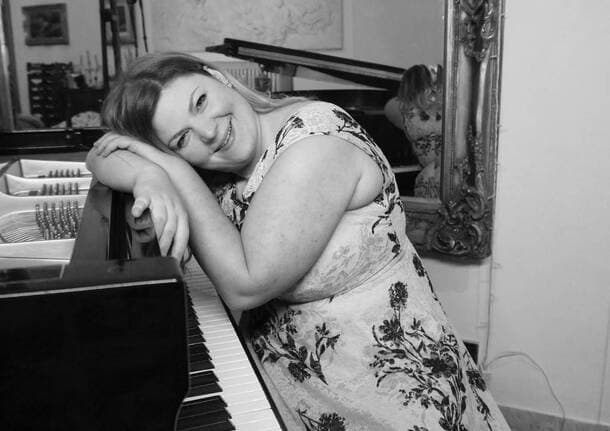 Musica - Le “Rivolte” di micaracarolina quando le parole non bastano più -  - Varese News