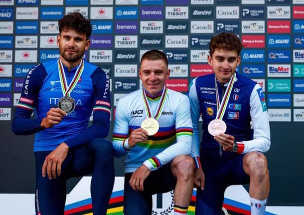 Ciclismo - Filippo Ganna d’argento ai Mondiali: solo Evenepoel fa meglio a cronometro - Archivio - Varese News