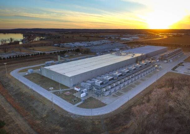 Cesate - Data Center a Cesate: l’opposizione chiede lo stop e minaccia il ricorso al TAR - Lombardia - Varese News