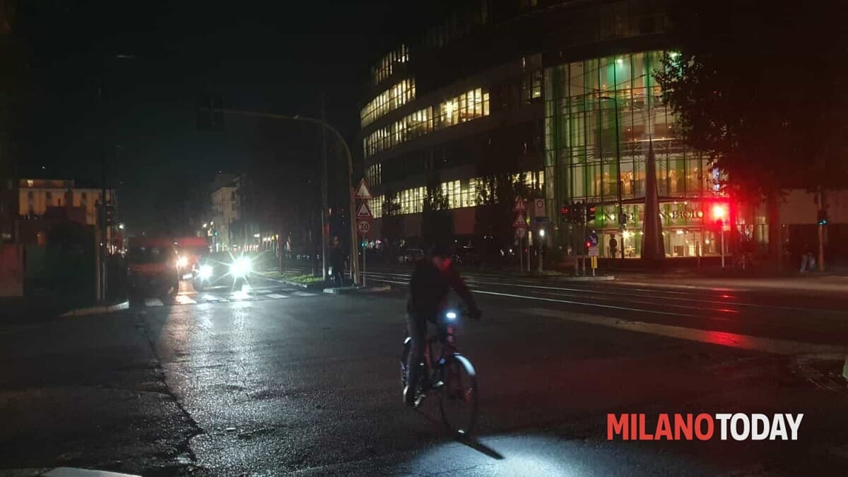 Troppi blackout a Milano e provincia, il prefetto convoca un tavolo urgente: "Trovare soluzioni e intervenire con rimborsi"