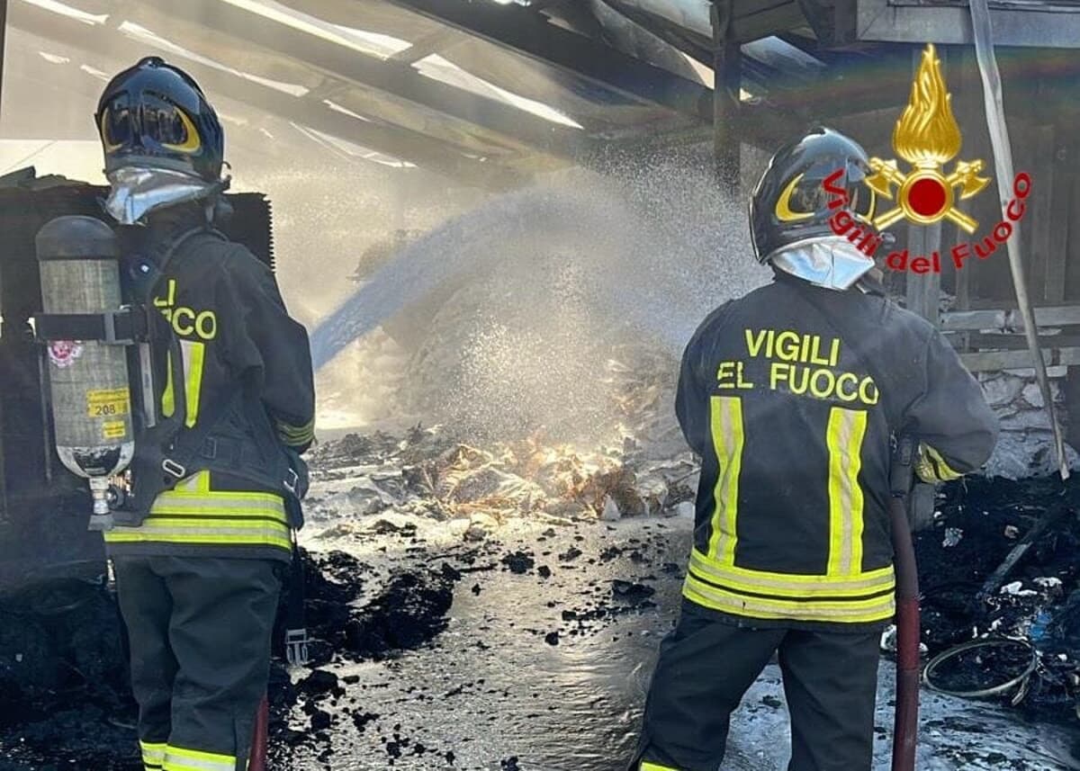 Allerta incendi, la Lombardia passa al codice arancione: è il terzo livello su quattro