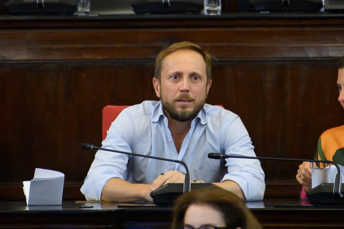 Affitti da 650 euro al mese e bandi rinviati: cosa succede al Piano Casa del Comune