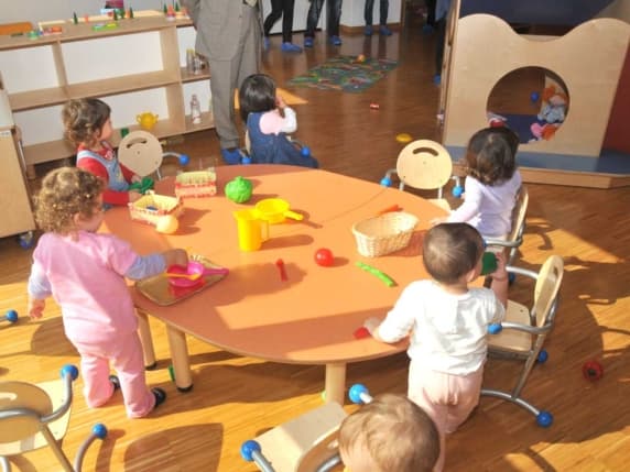 Milano, la difesa della scuola dell'infanzia Ruffini: un presidio di cittadinanza
