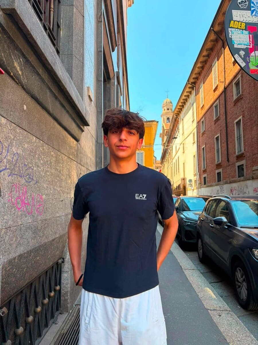 "Danzerai nei nostri ricordi": l'addio a Davis Aloschi, il ballerino dell'Accademia della Scala morto a 15 anni