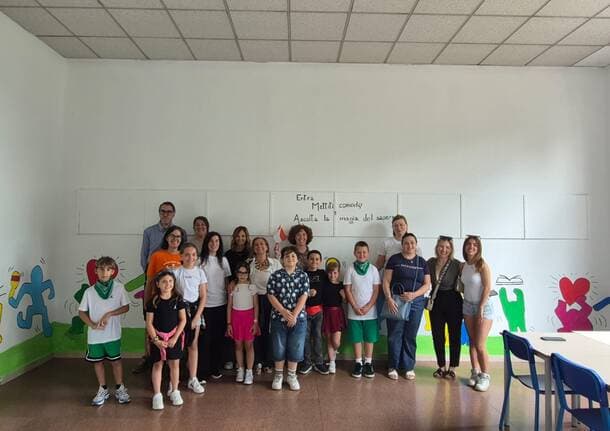 Busto Arsizio - Le scuole del comprensivo Crespi di Busto Arsizio “si colorano” di futuro -  - Varese News