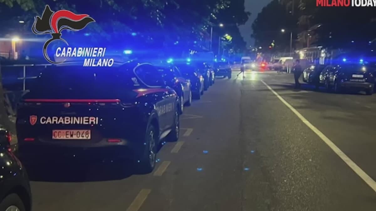 Pioltello, maxi blitz dei carabinieri con l'elicottero: arresti, denunce e tre locali chiusi al Quartiere Satellite