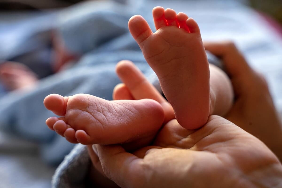 Tommaso e Matilde sul podio, sempre più doppi cognomi e le zone con più culle: i dati sulle nascite a Milano
