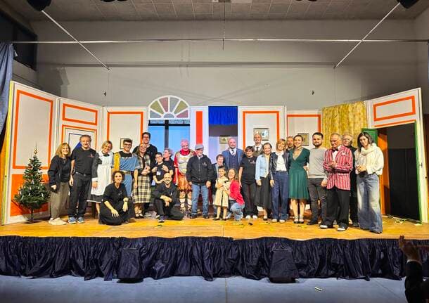 Fagnano Olona - Fagnano: successo per lo spettacolo di beneficenza della Compagnia Teatrale La Marmotta - Archivio - Varese News