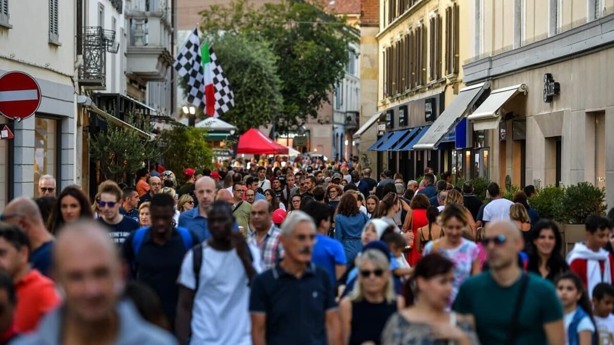 La notte bianca per il Gran il gran premio di Monza: street food, supercar e le visite guidate