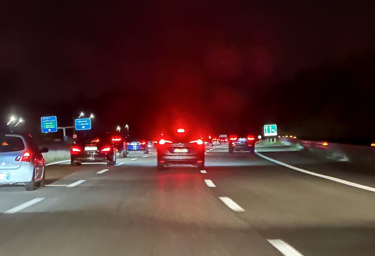 Chiude (per lavori) un tratto di autostrada per Milano