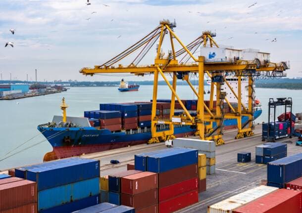 Rmfonline - Dall’export varesino alle guerre nel mondo: è uscito il nuovo numero di RMFonline -  - Varese News