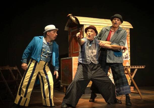 Cislago - Al Parco Castelbarco di Cislago una serata di comicità e circo contemporaneo con gli Eccentrici Dadarò - Archivio - Varese News