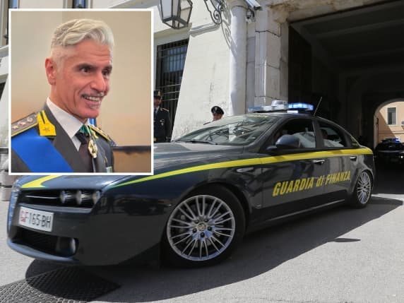 Milano, in piazza Duomo l’anniversario della Guardia di finanza: «Evasione fiscale e frodi, anche l’Ai contro gli illeciti»