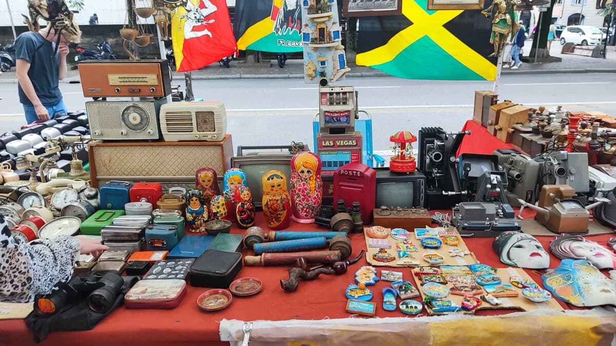 Tutti i mercatini dell'antiquariato a Milano, ecco dove ad agosto