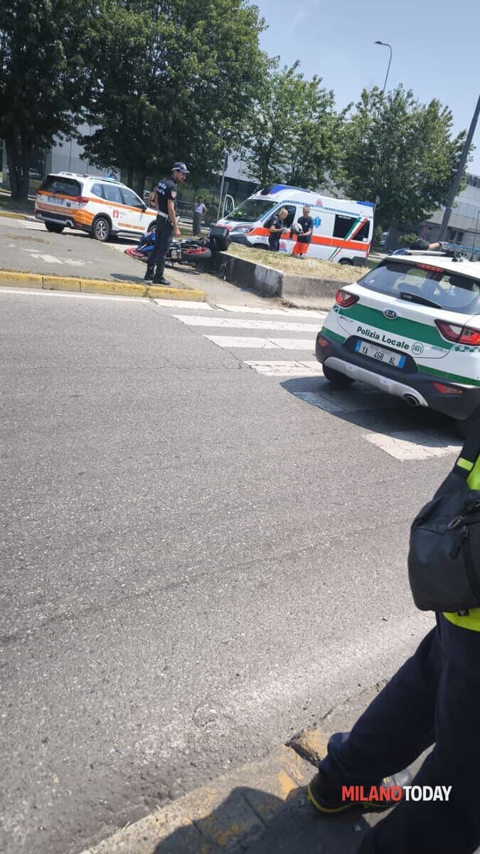 Grave incidente nei pressi della ricicleria di Muggiano, arriva anche l'elisoccorso
