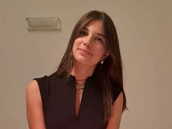 Maturità: Gaia Trivellato, 19 anni, si presenta a Milano con tutti 10. Superato l’esame si iscriverà a Lettere antiche