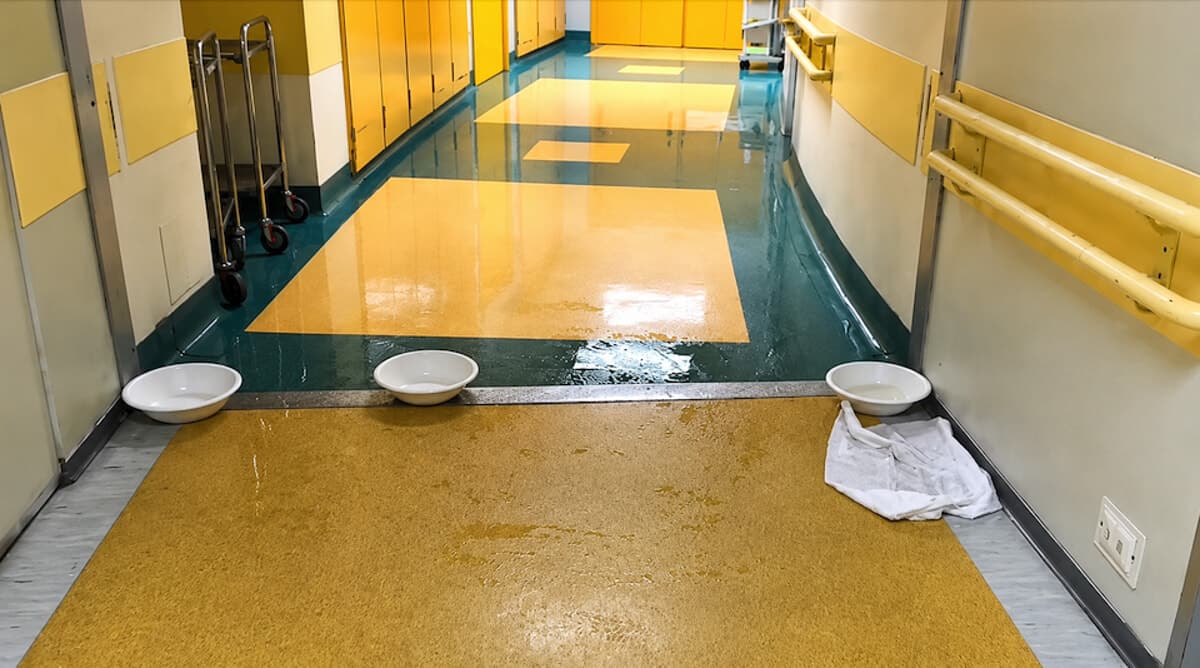 Milano, reparti a 30 gradi al San Paolo e corridoi allagati: la denuncia dei sindacati