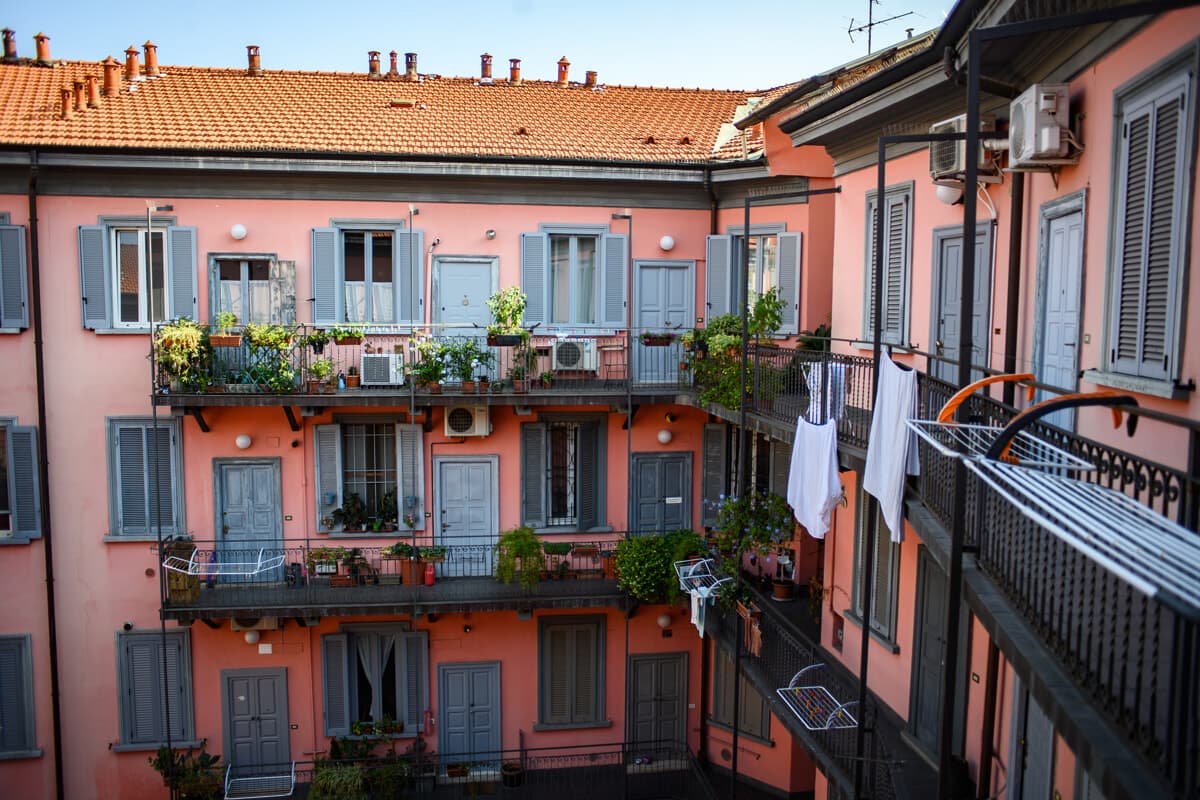 A Milano crescono i mutui: si spende (sempre di più) per comprare casa: ecco qual è la cifra media