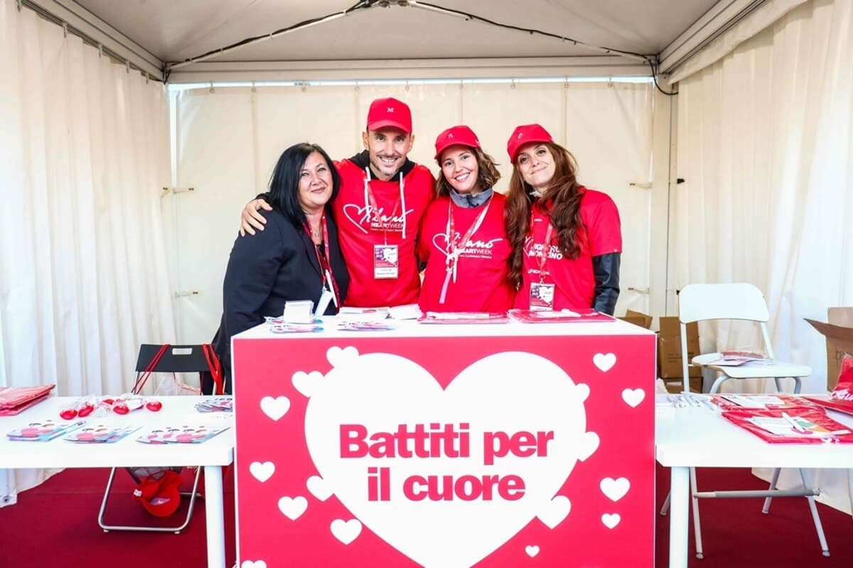 night run monzino: un cuore rosso da indossare