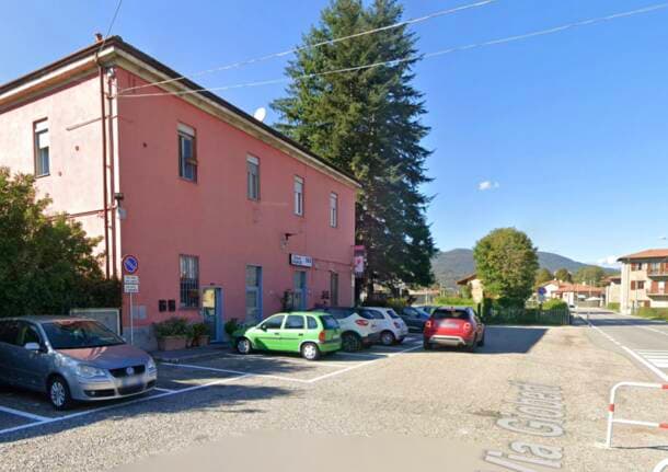 Bisuschio - Centomila euro dalla Regione per il nuovo parcheggio della stazione di Bisuschio -  - Varese News
