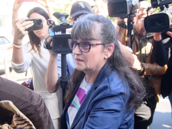 Chi è Daniela Ferrari, mamma di Sempio: dal malore in caserma all'intercettazione sullo scontrino, tutti gli interrogatori